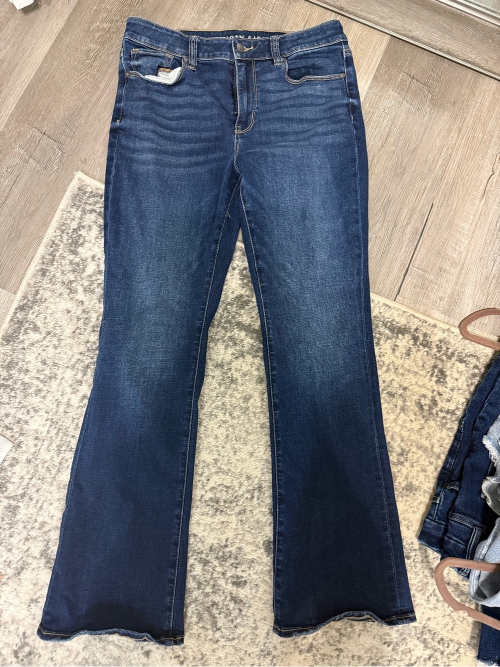 American Eagle Outfitters Skinny Kick Jean
